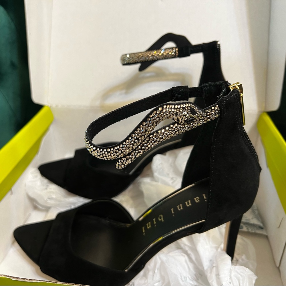 EUC Gianni Bini heels size 8